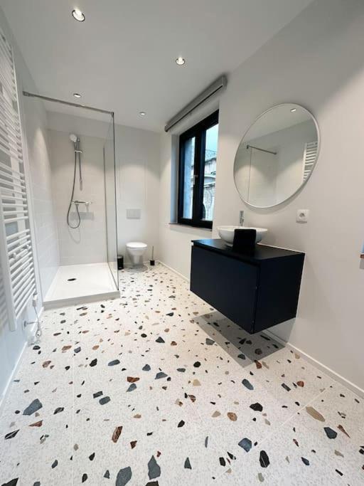 Апартаменты Duplex Hyper Centre Льеж Экстерьер фото